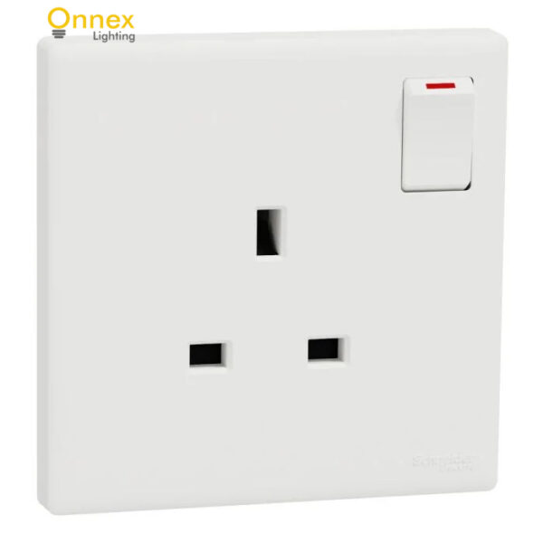 Schneider Vivace E, 13A, 250V, 1/2 gang(s), white, Switched socket
